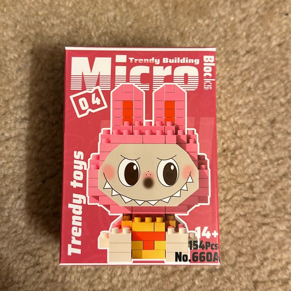 Micro Trending Building Blocks: Pink Labubu